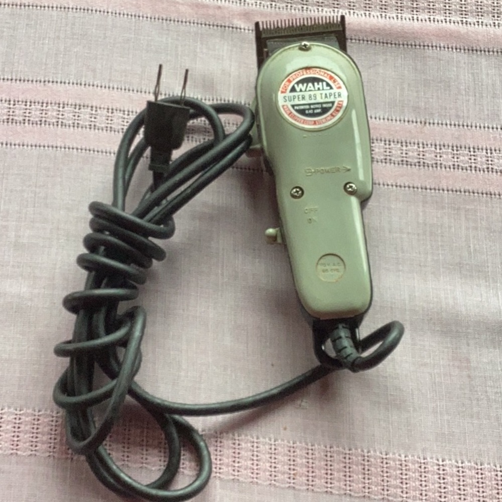WAHL Super 89 Taper Hair Clipper. Many years of quality hair cutting.